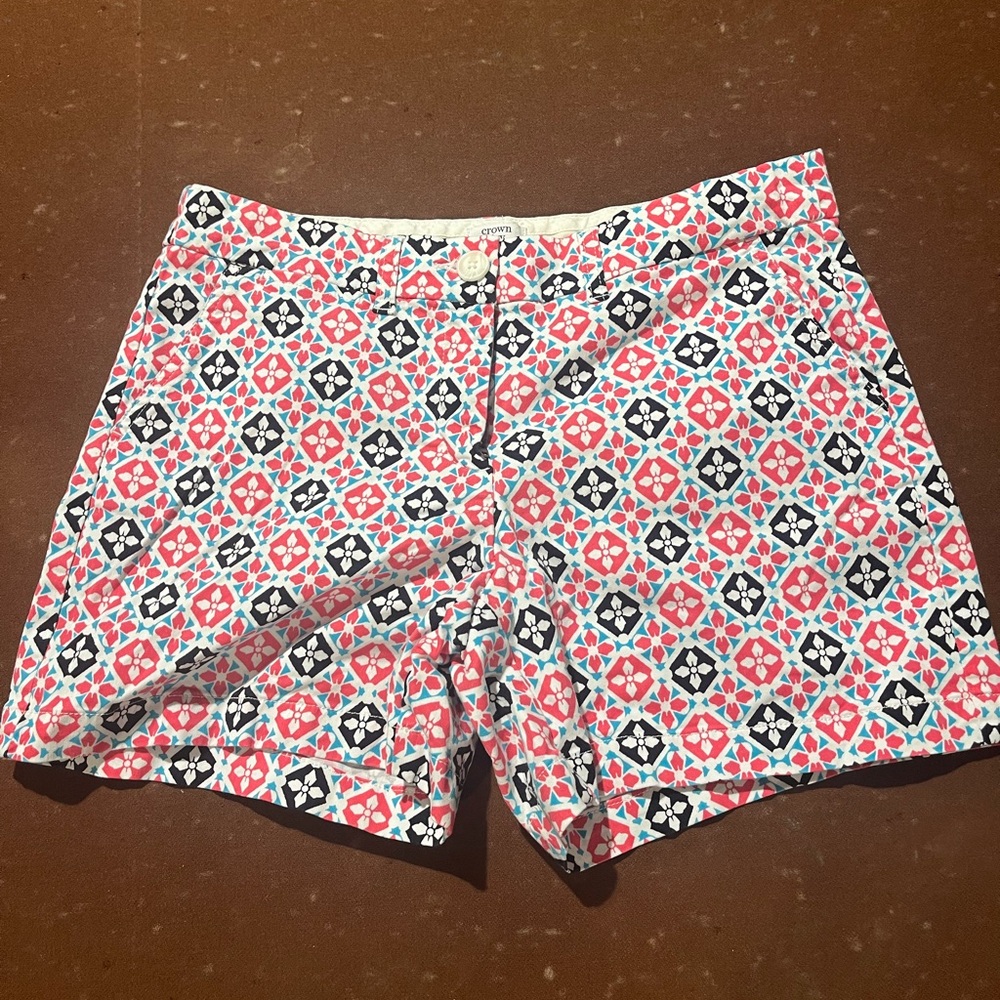 🔥crown & ivy Pink and Black Geometric Women's Shorts - Picture 1 of 2